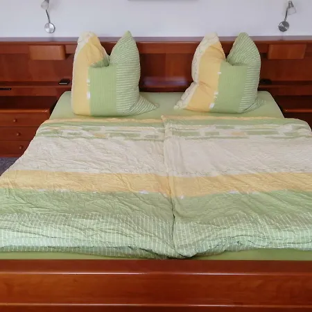 Gaestehaus Bausch بيت ضيافة